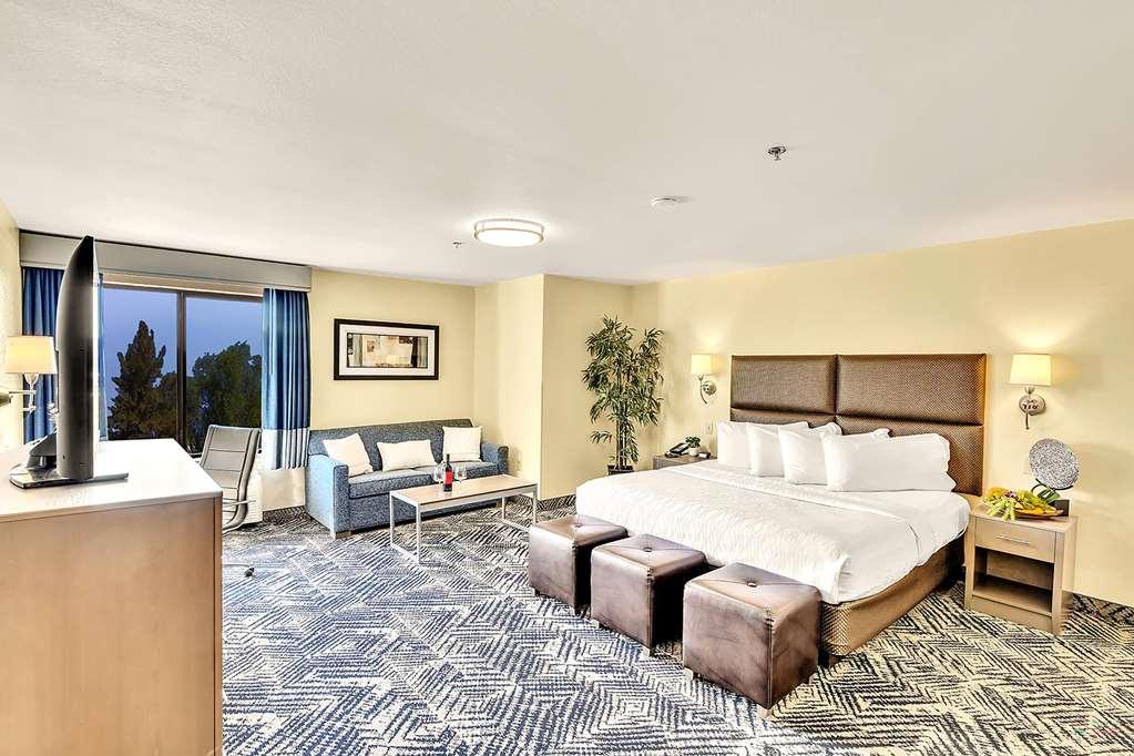 Best Western Plus Lewisville Flower Mound חדר תמונה